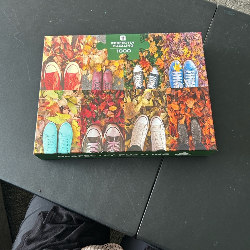 1000-Piece Colorful Shoes Puzzle